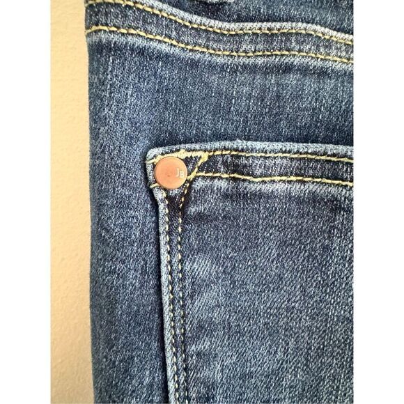 Judy Blue Skinny Fit Amelia High Rise Distressed Slanted Fray Raw Hem Jeans 9 /2 - Picture 9 of 10